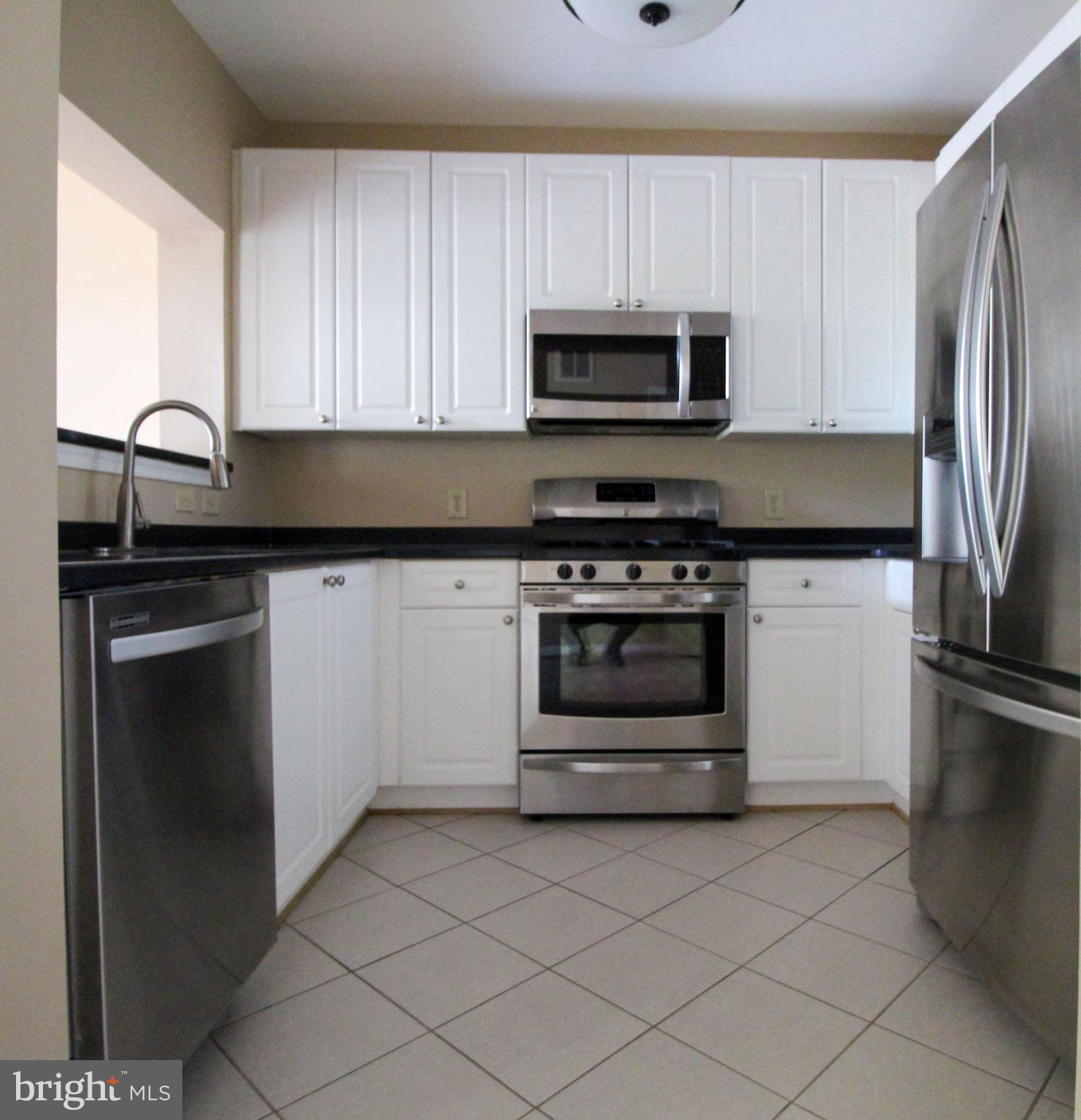 MAIN STREET - Residential Lease