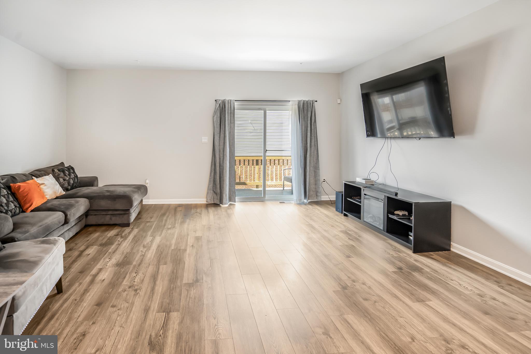 WOODYARD STATION - Residential