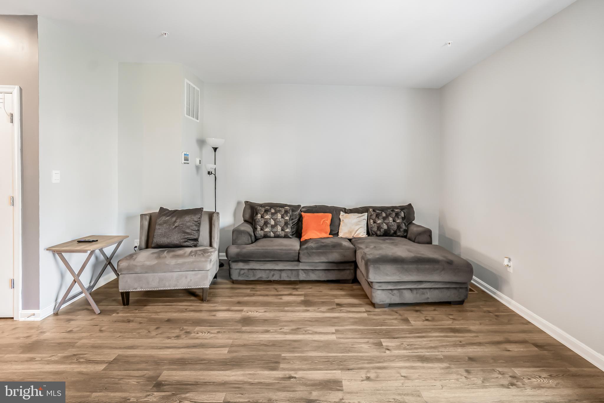 WOODYARD STATION - Residential