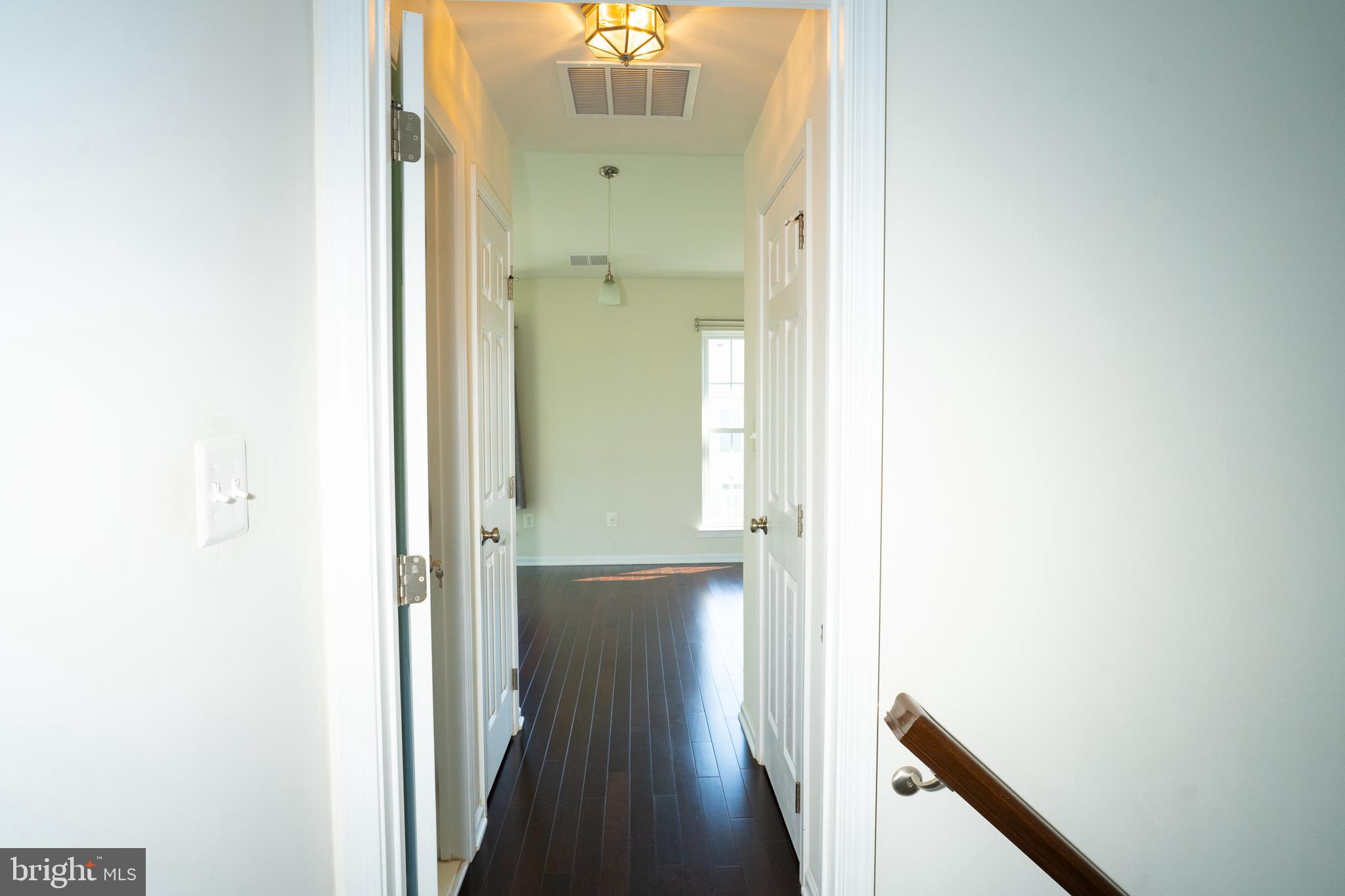 SOUTH RIDING - Residential Lease