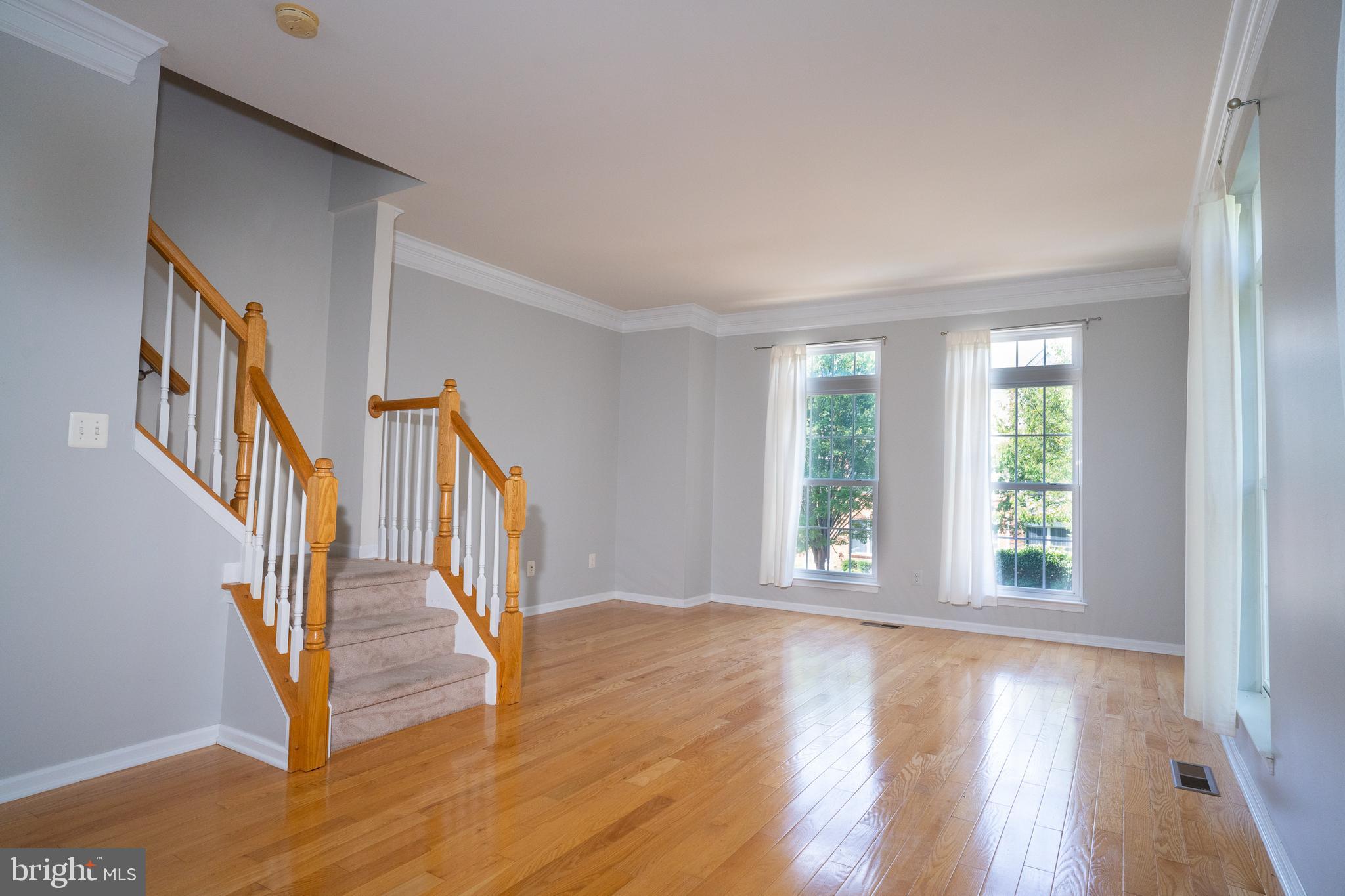 SOUTH RIDING - Residential Lease