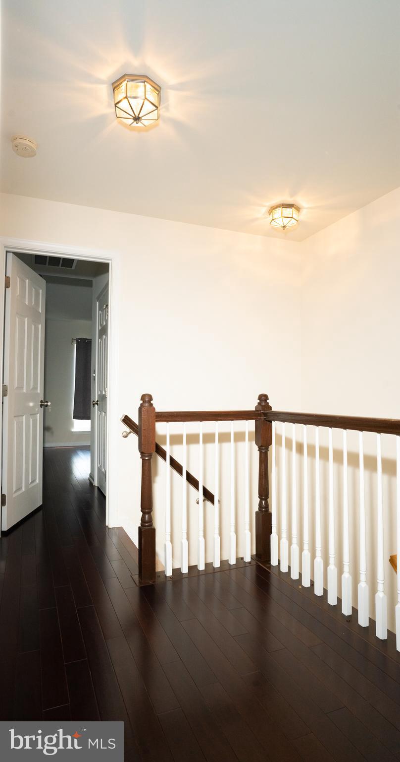 SOUTH RIDING - Residential Lease