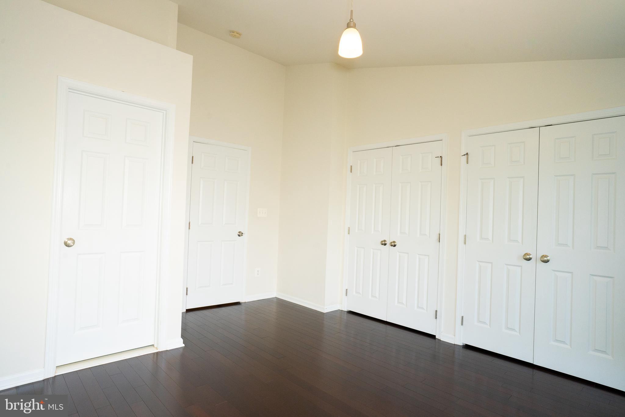 SOUTH RIDING - Residential Lease