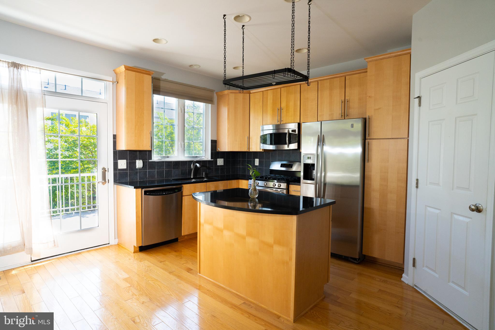 SOUTH RIDING - Residential Lease