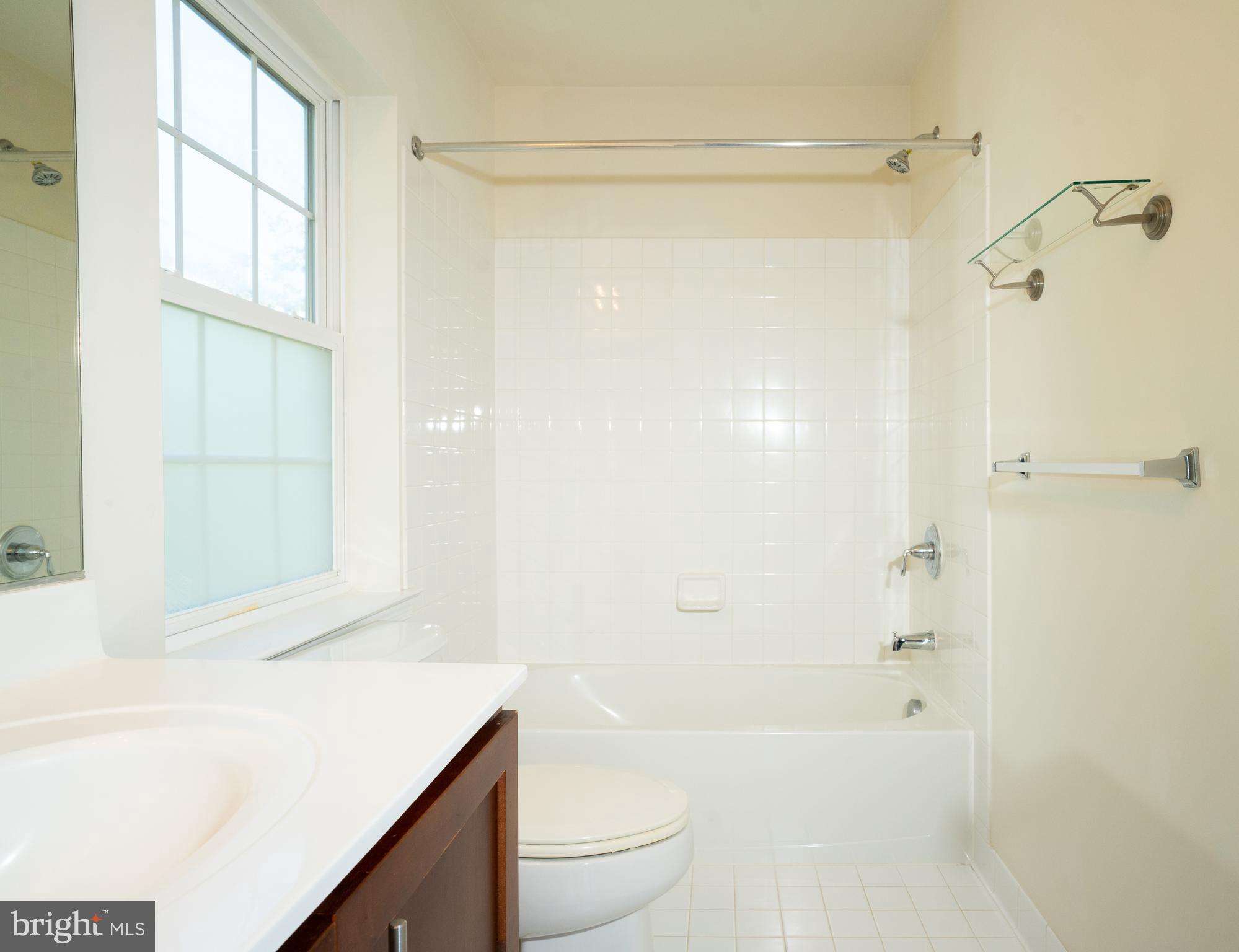 SOUTH RIDING - Residential Lease