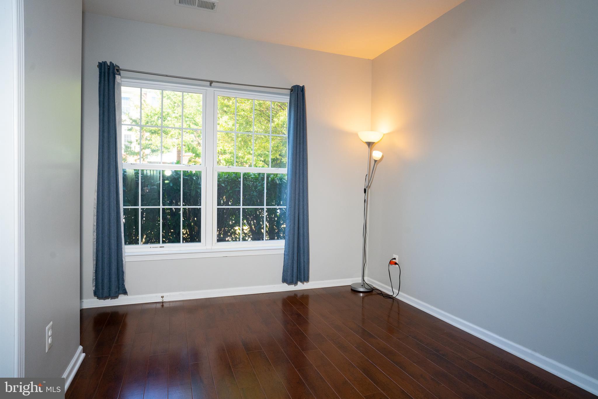 SOUTH RIDING - Residential Lease