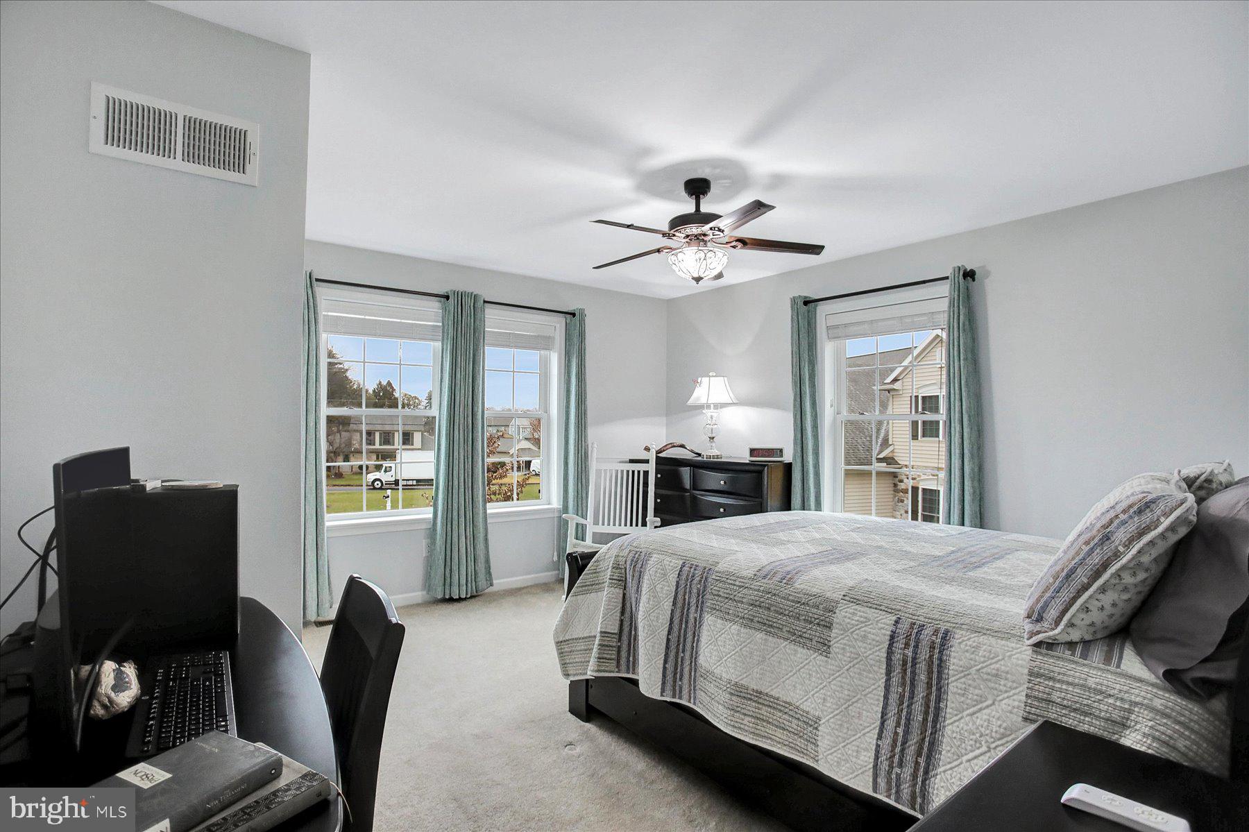 CARMELLA - Residential