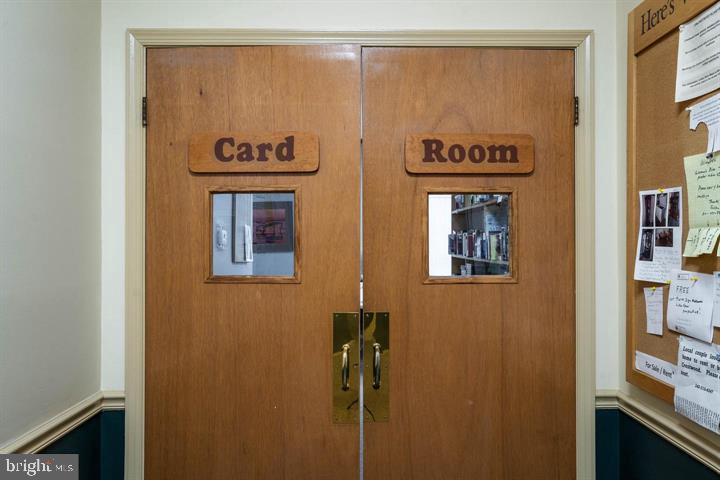 CRESTWOOD VILLAGE - Residential