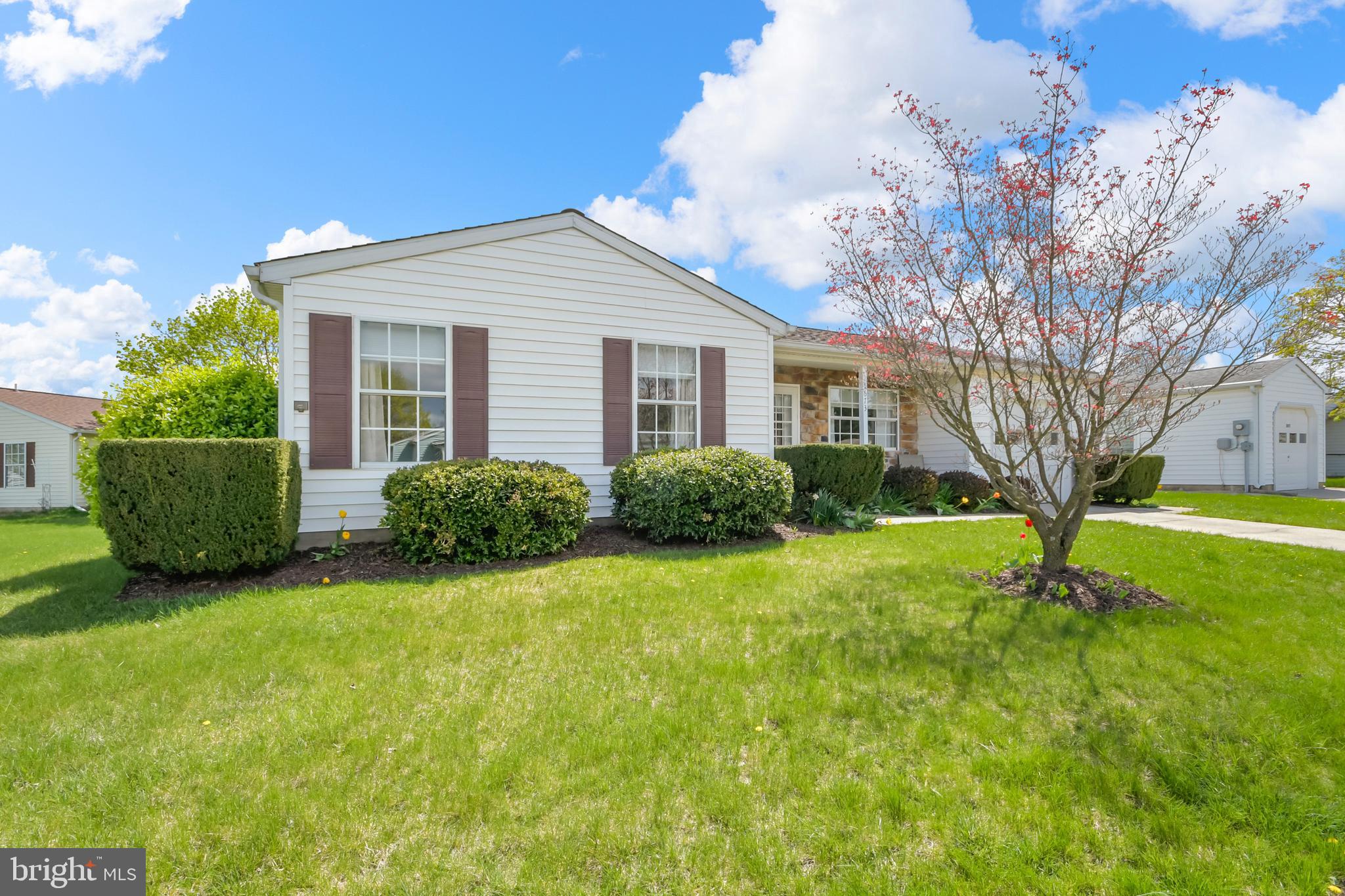 CRESTWOOD VILLAGE - Residential