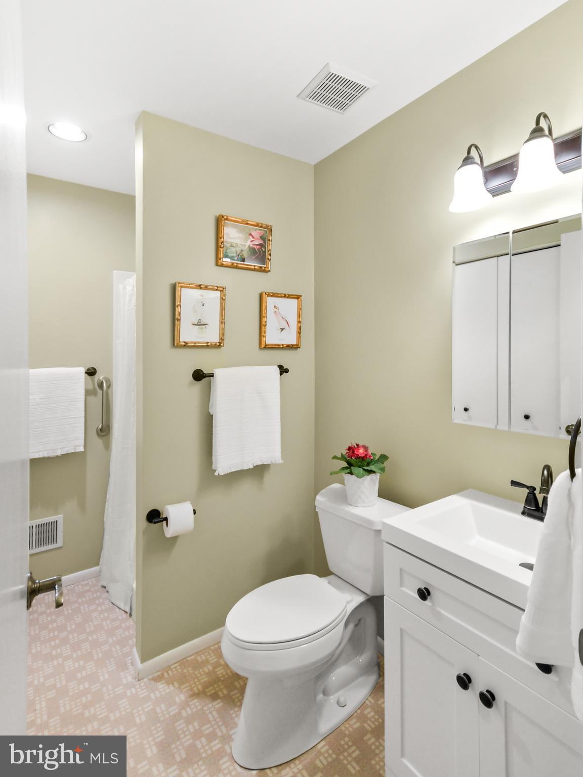 CRESTWOOD VILLAGE - Residential