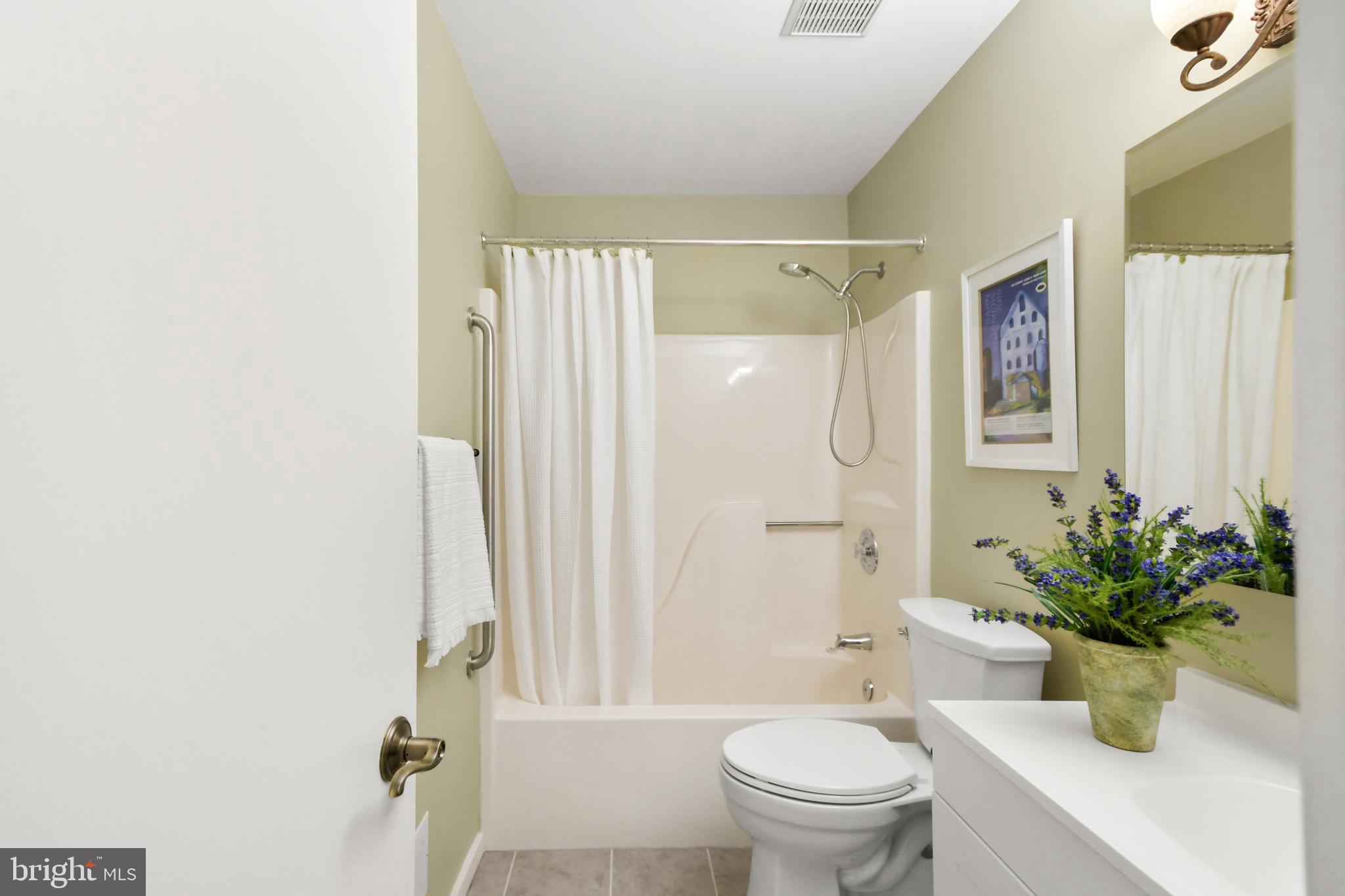 CRESTWOOD VILLAGE - Residential