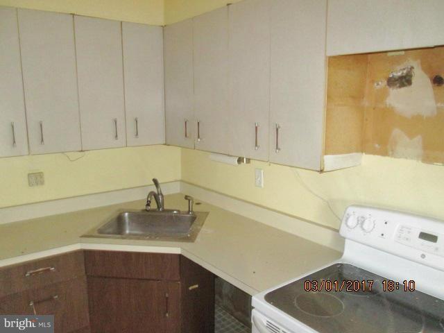 UPPER PARK HEIGHTS - Residential