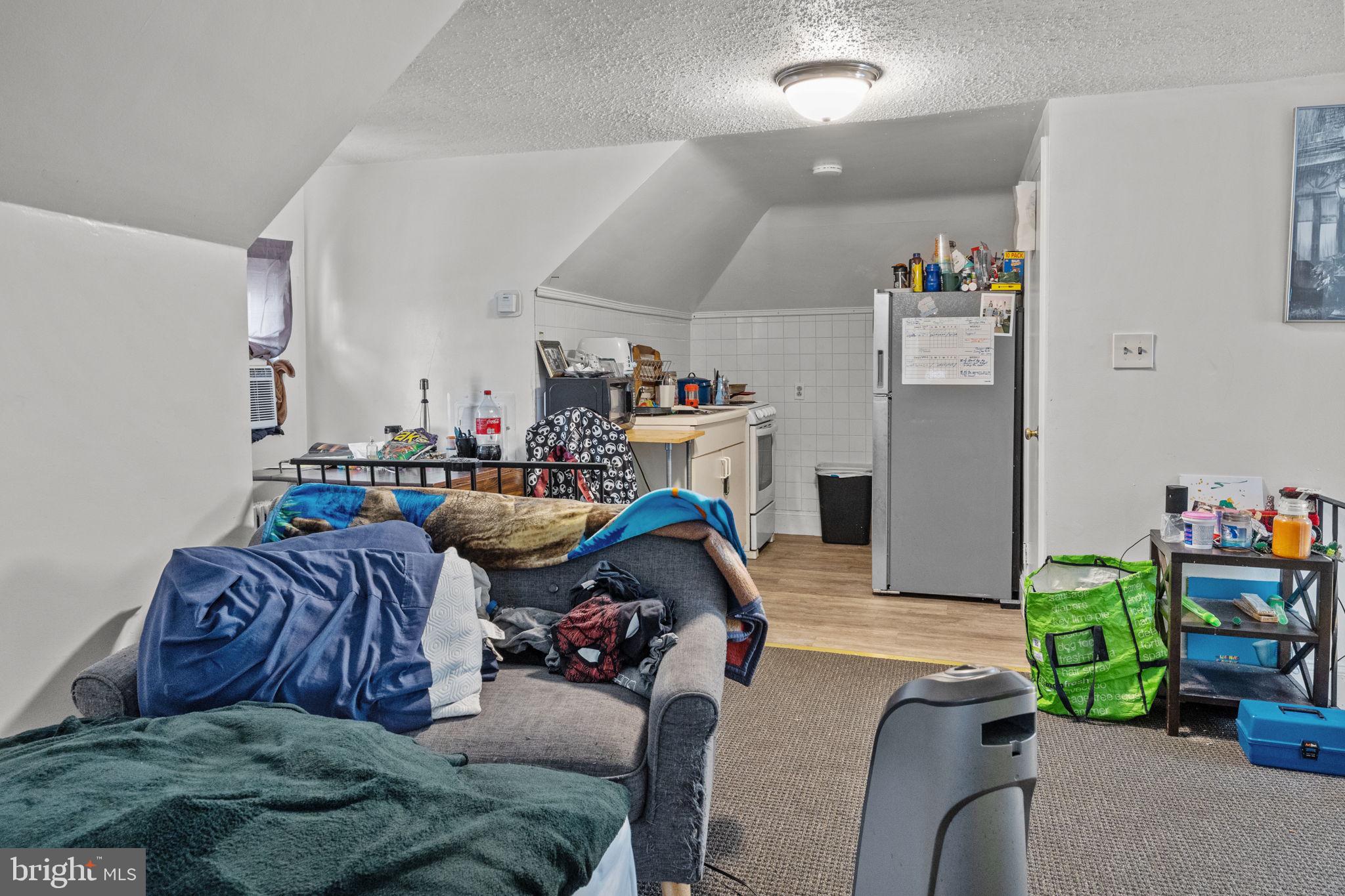 MORRIS HGTS - Residential Income