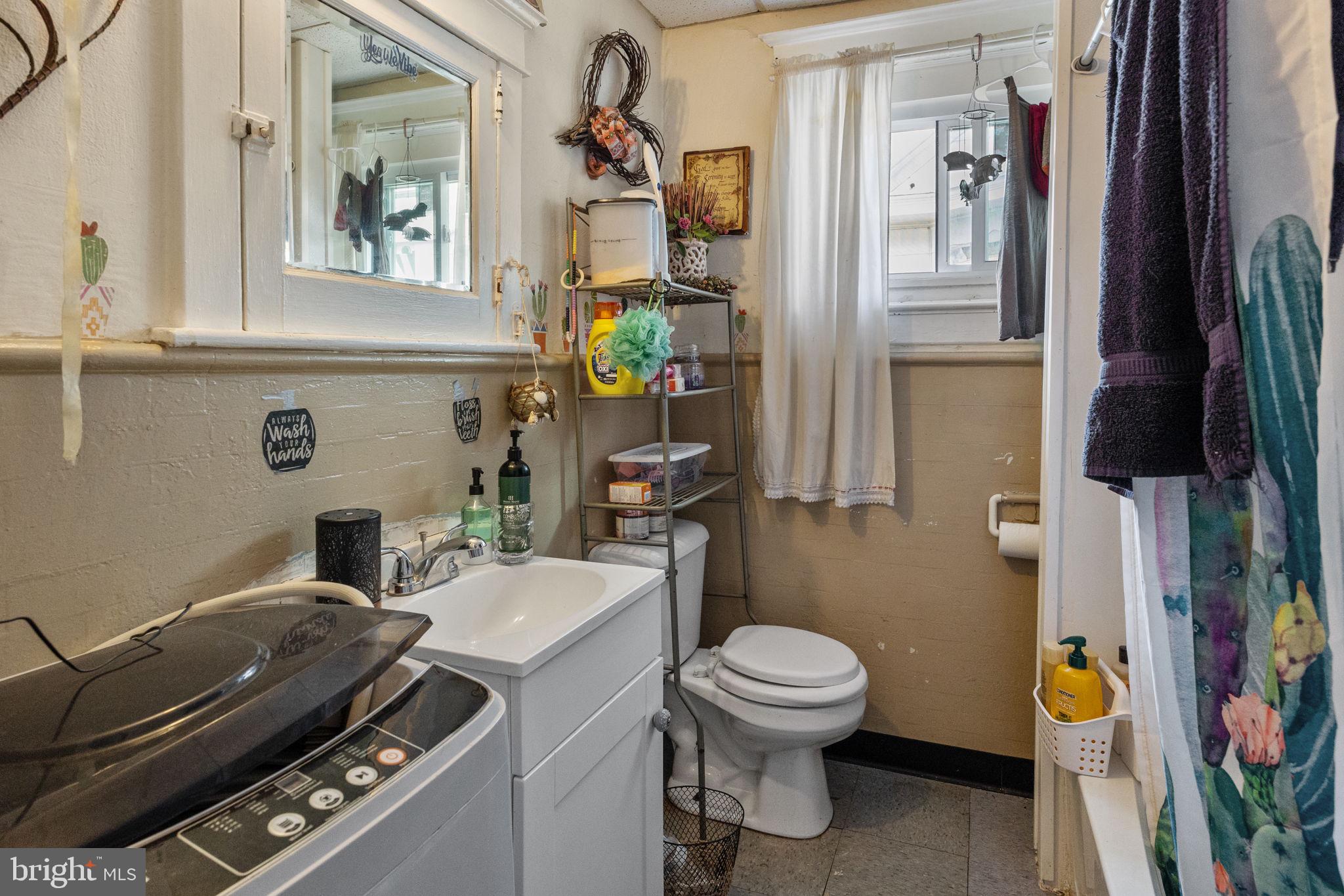 MORRIS HGTS - Residential Income