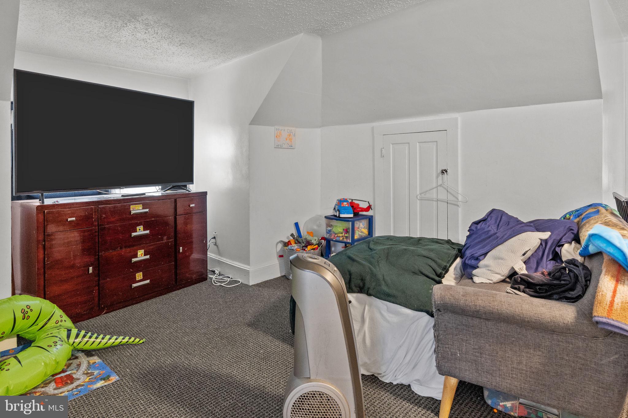 MORRIS HGTS - Residential Income