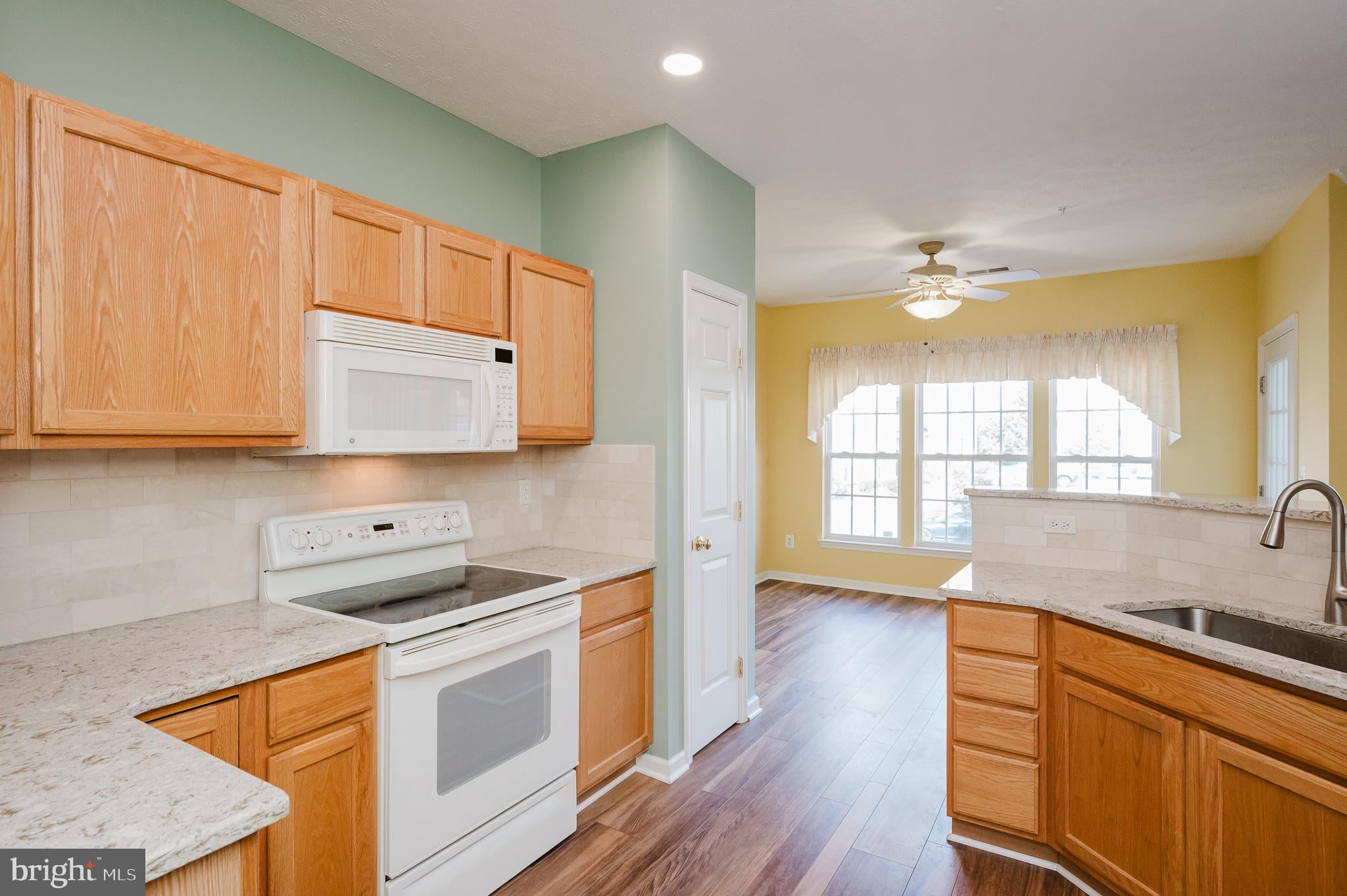 9506 AMBERLEIGH LANE 9506H