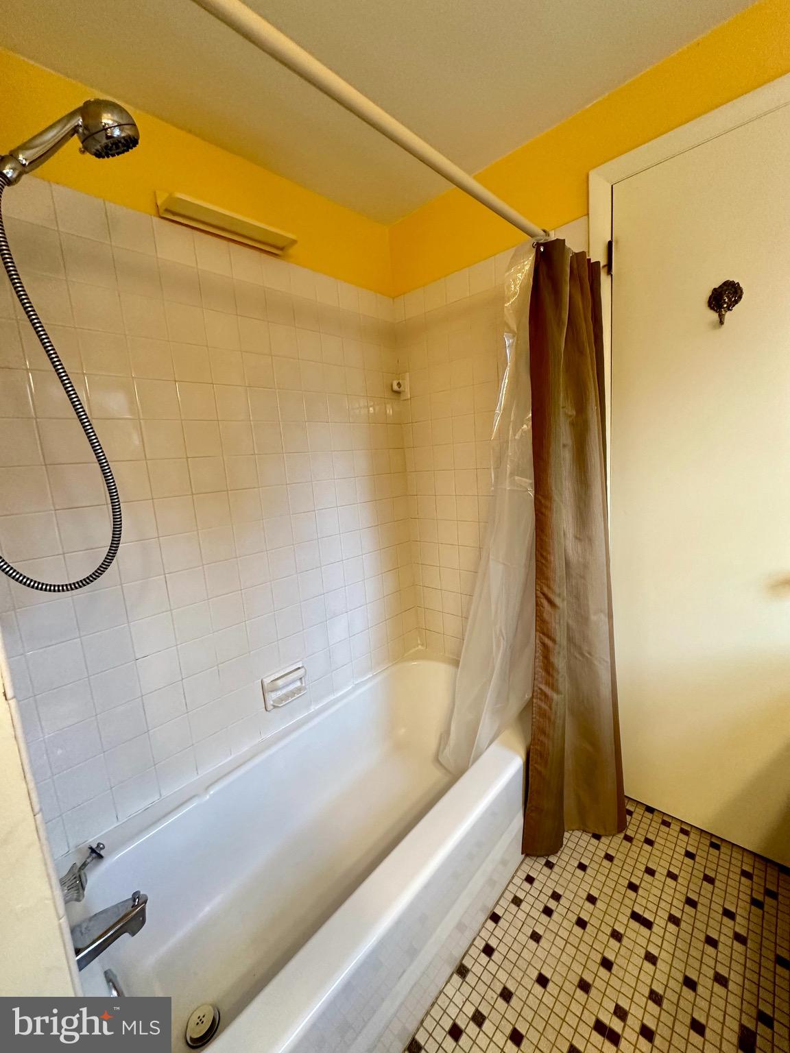 CONSHOHOCKEN - Residential Lease