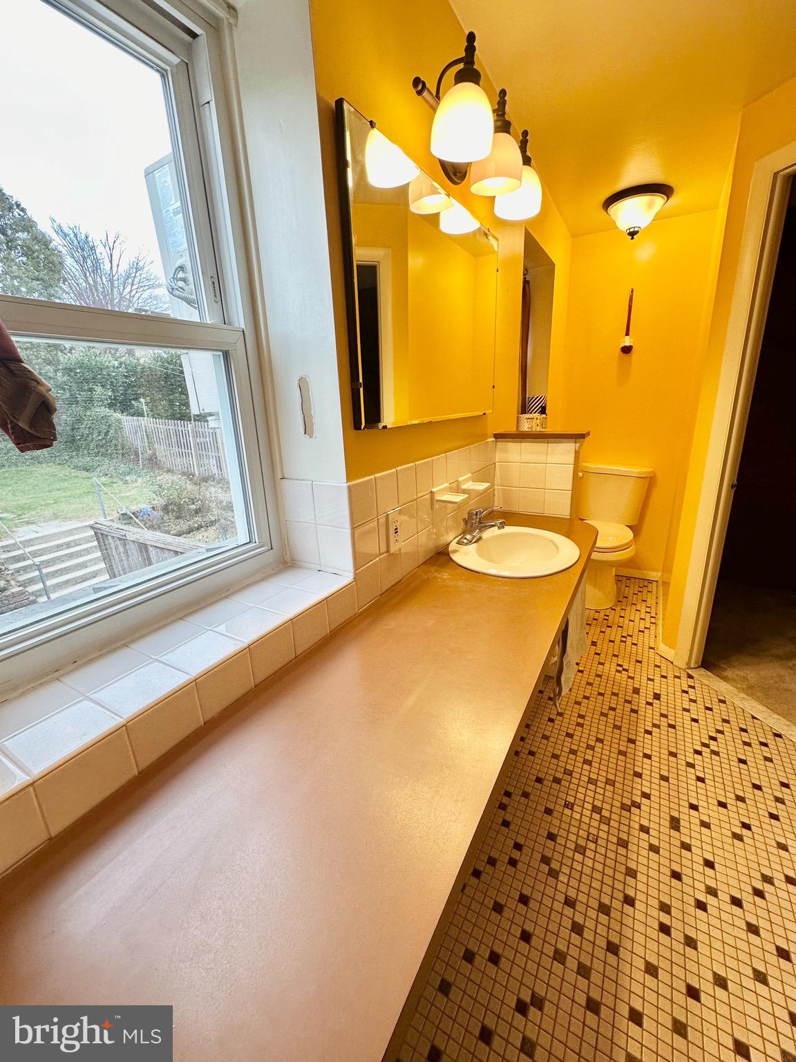 CONSHOHOCKEN - Residential Lease