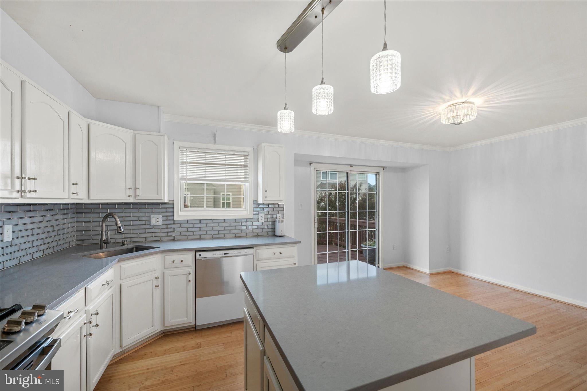 BRIDLEWOOD - Residential Lease