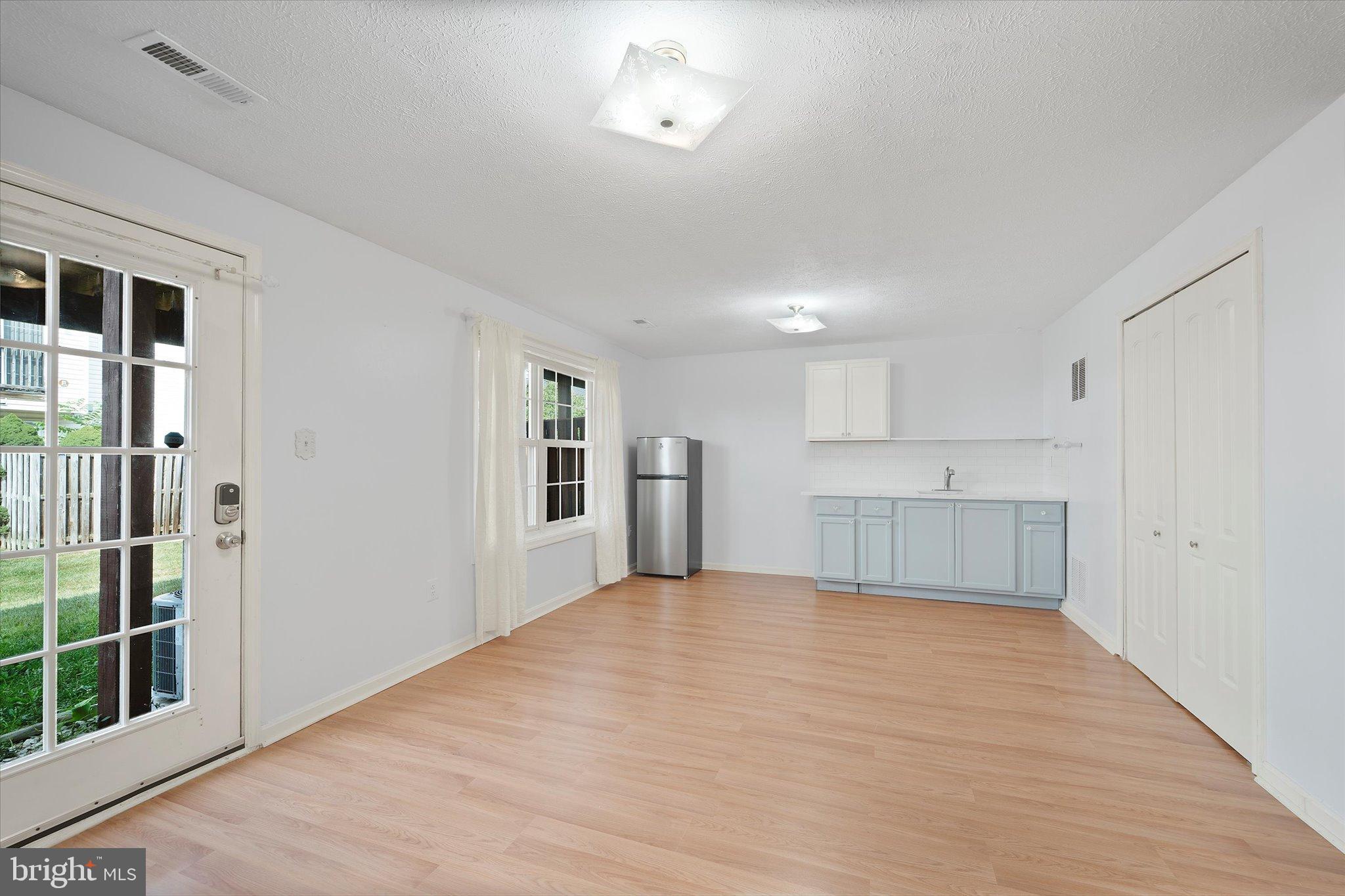 BRIDLEWOOD - Residential Lease