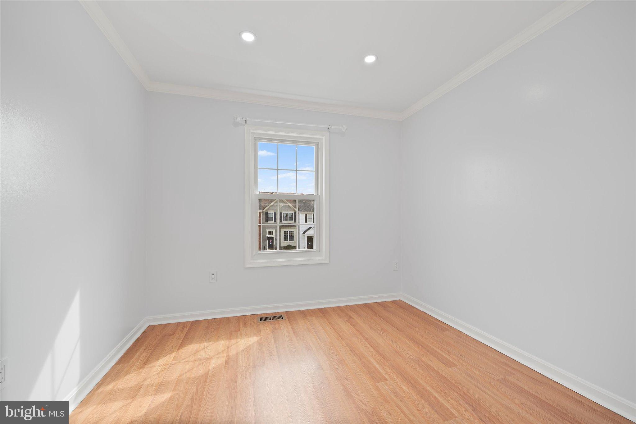 BRIDLEWOOD - Residential Lease