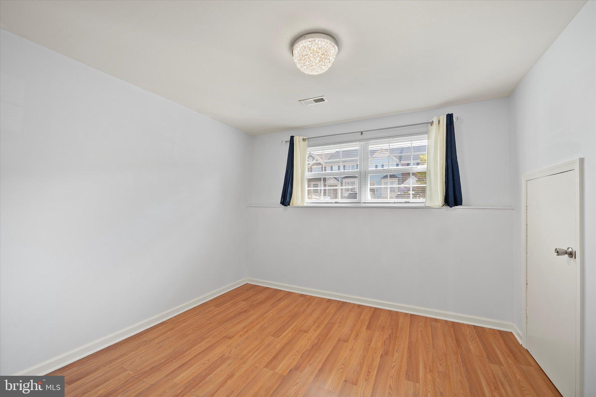 BRIDLEWOOD - Residential Lease