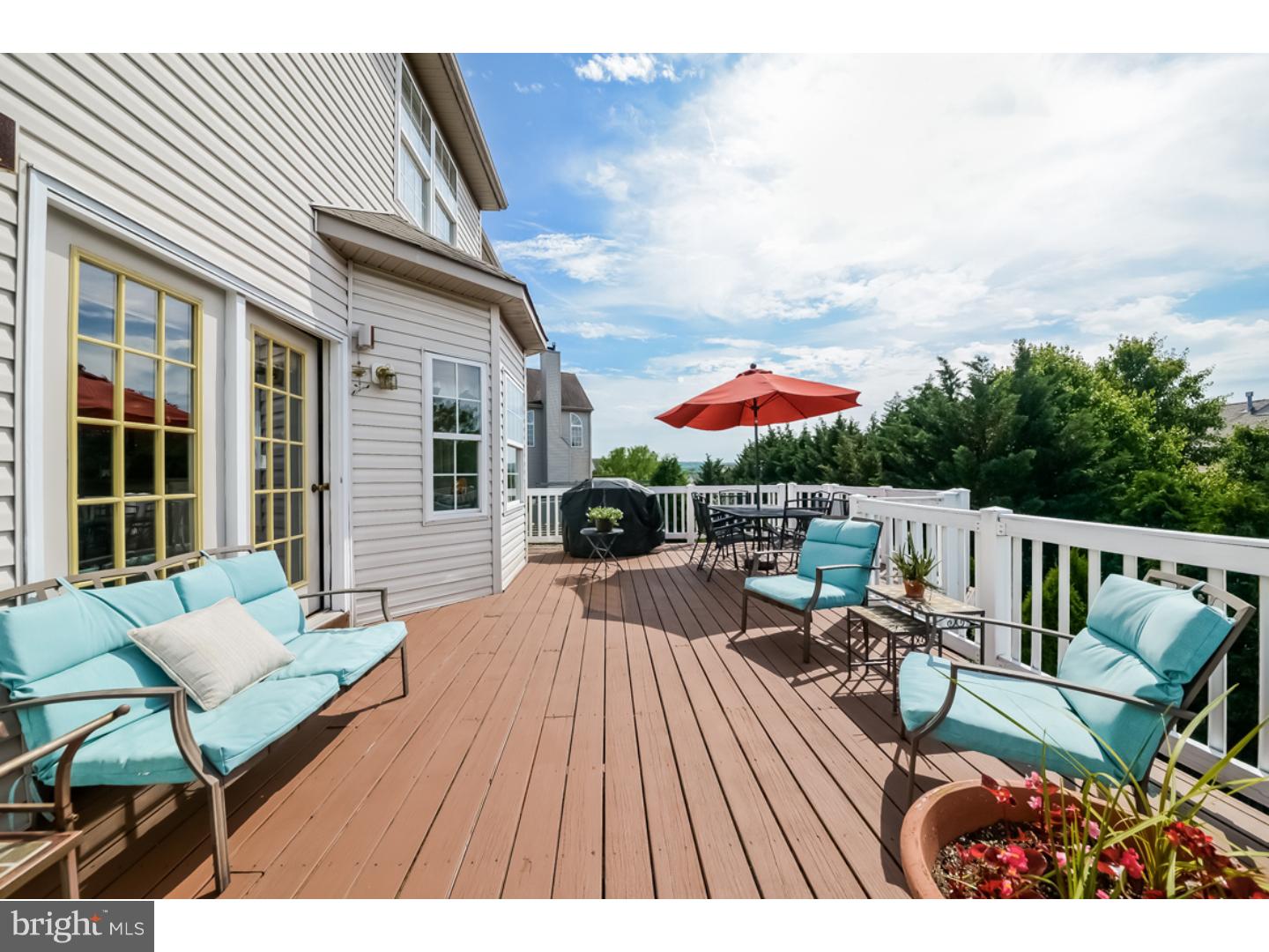 NORTH POINTE - Residential