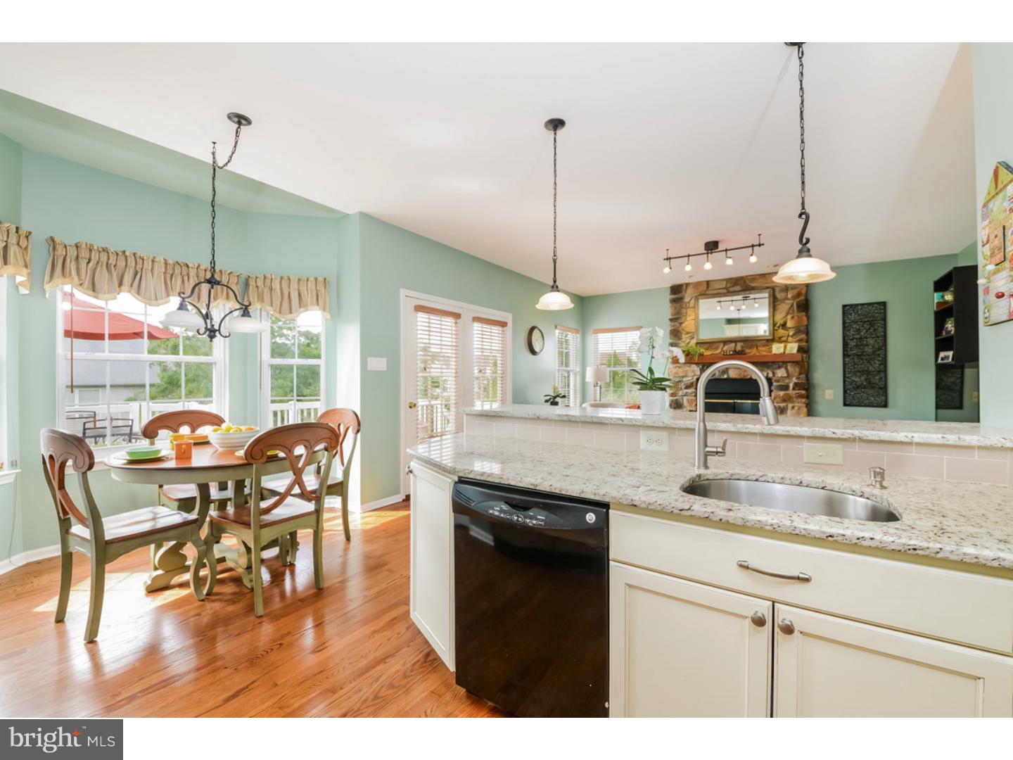 NORTH POINTE - Residential