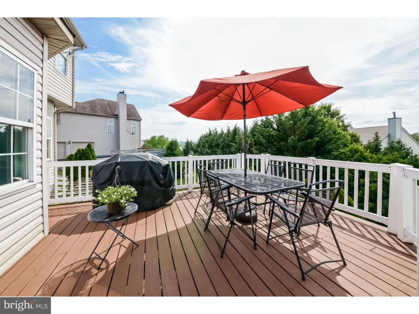 NORTH POINTE - Residential