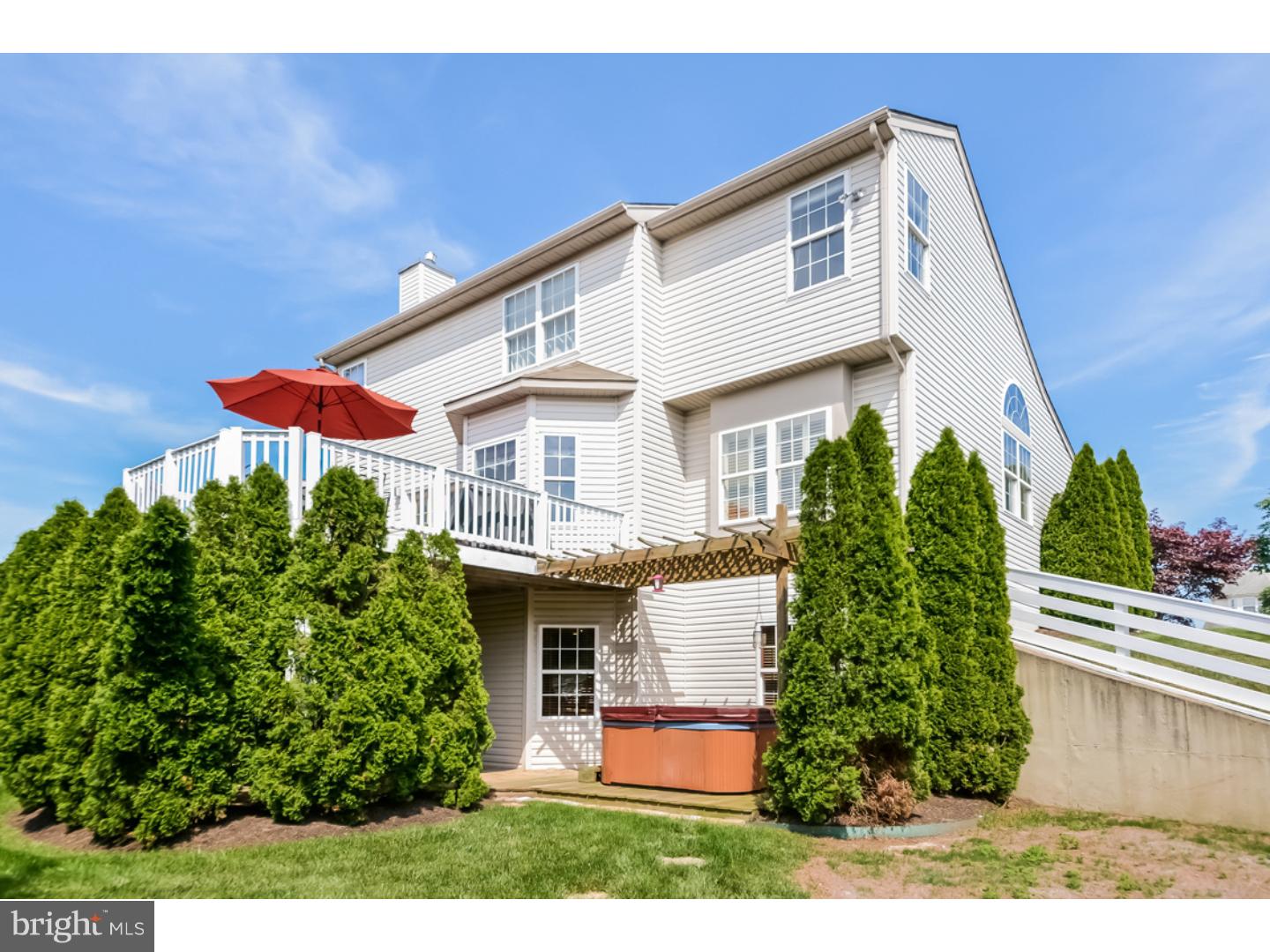 NORTH POINTE - Residential