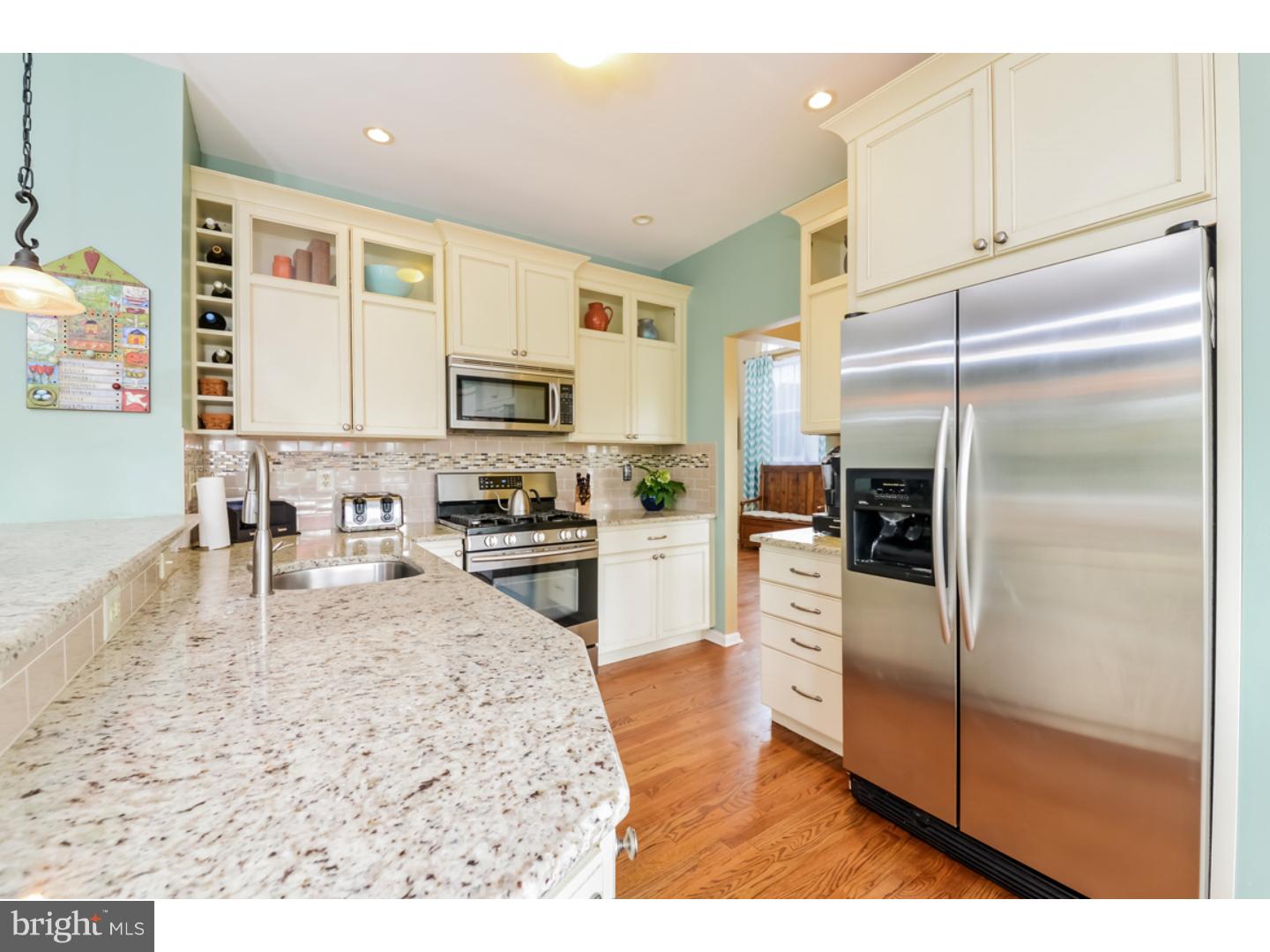 NORTH POINTE - Residential
