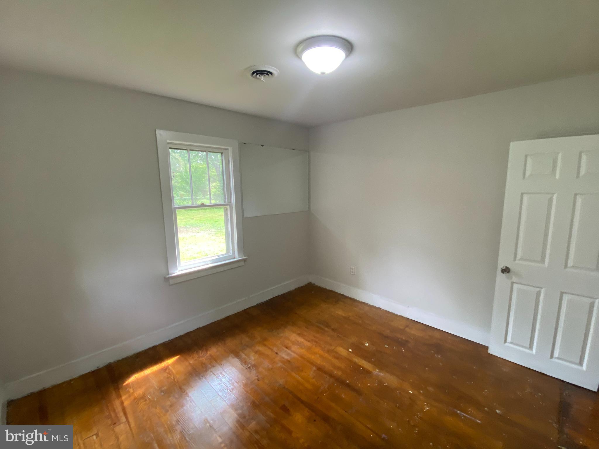 SYLVANIA HEIGHTS - Residential Lease