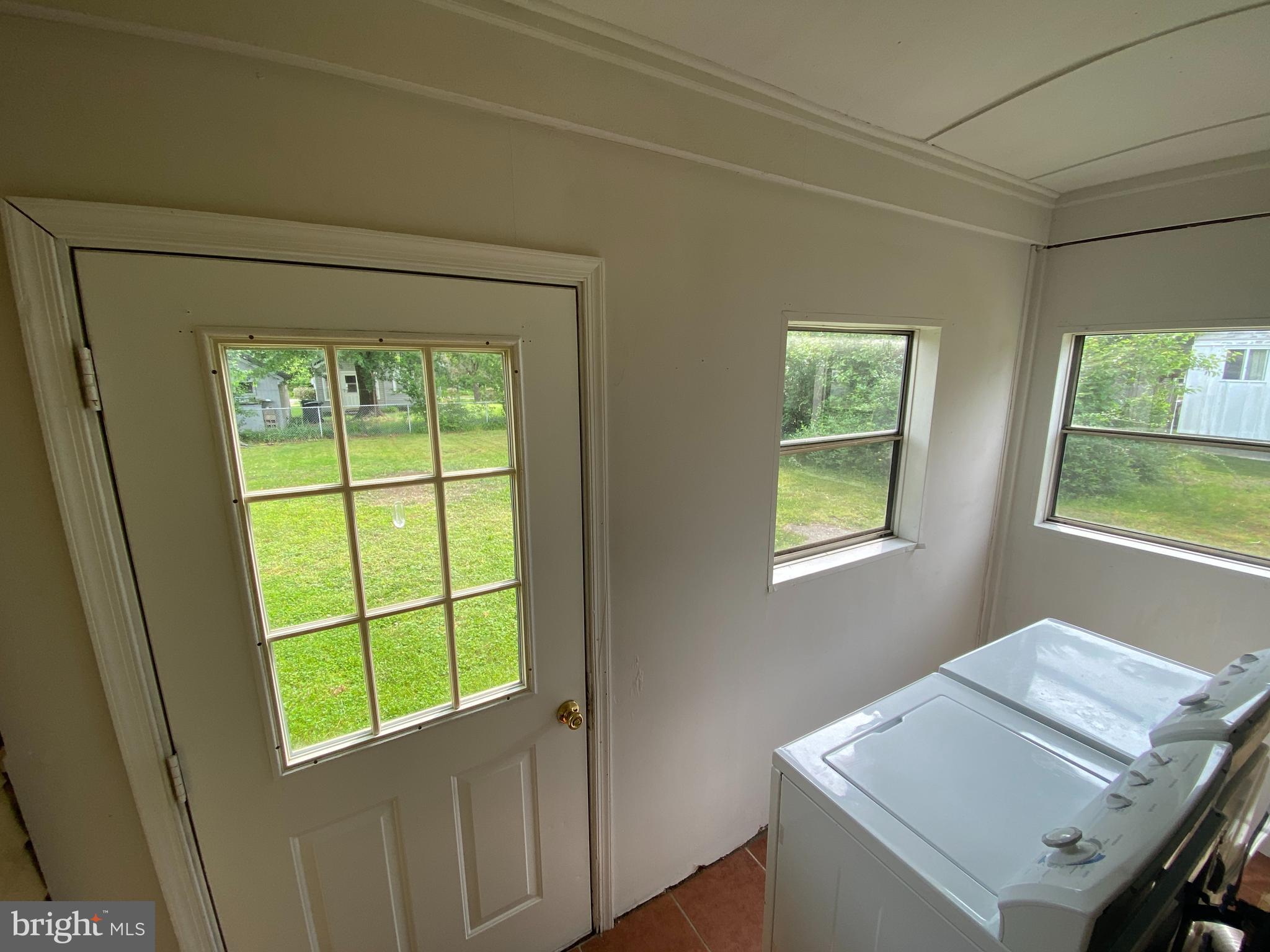 SYLVANIA HEIGHTS - Residential Lease