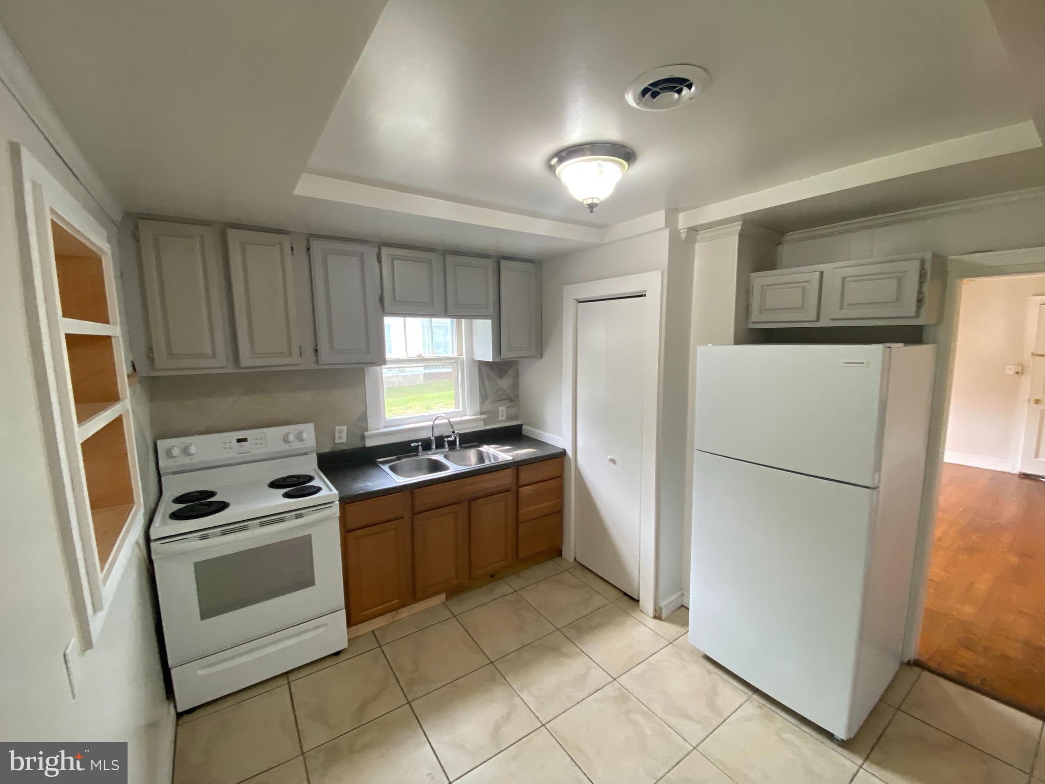 SYLVANIA HEIGHTS - Residential Lease