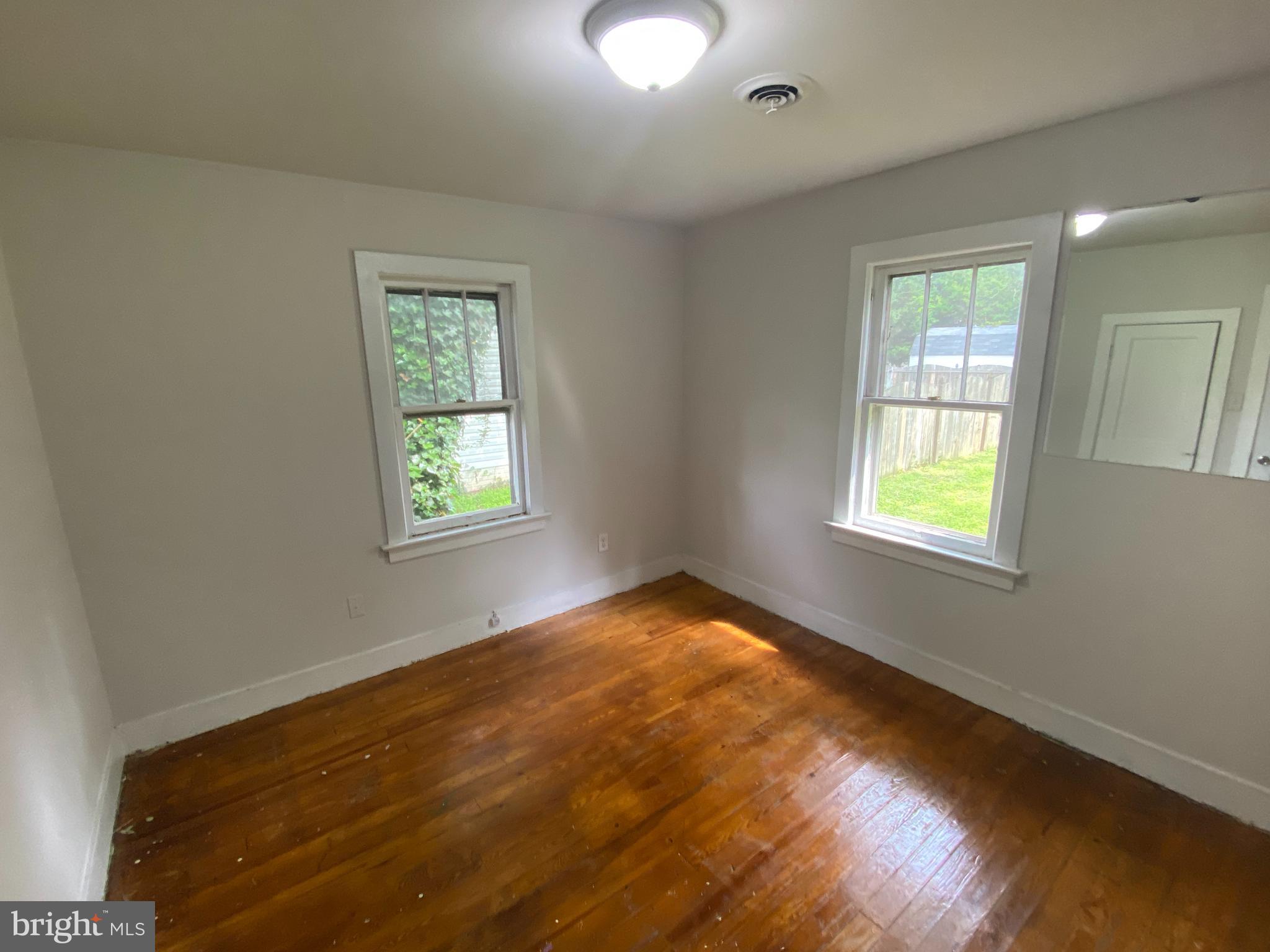 SYLVANIA HEIGHTS - Residential Lease