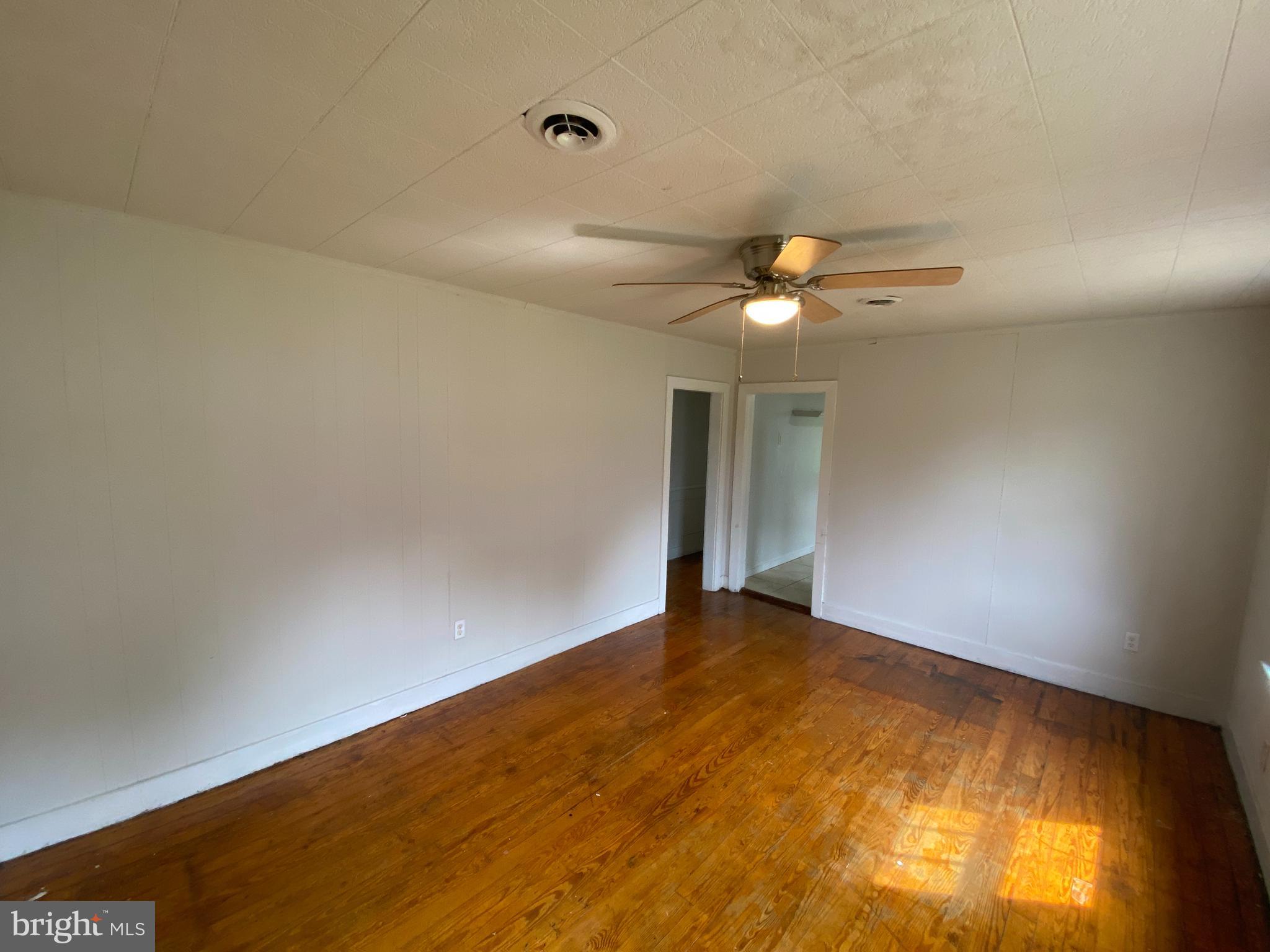 SYLVANIA HEIGHTS - Residential Lease