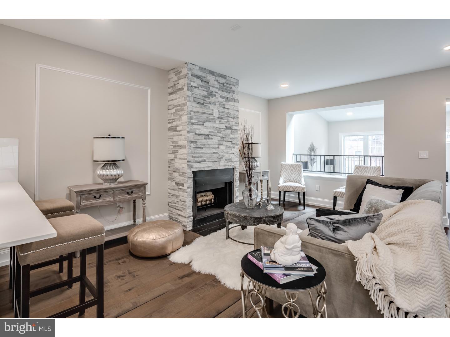 WASHINGTON SQ WEST - Residential