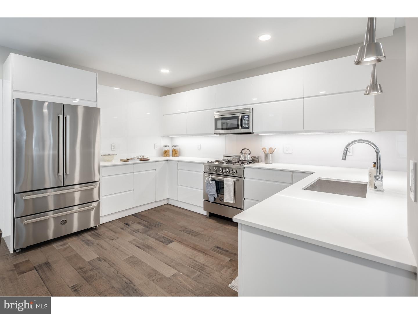 WASHINGTON SQ WEST - Residential