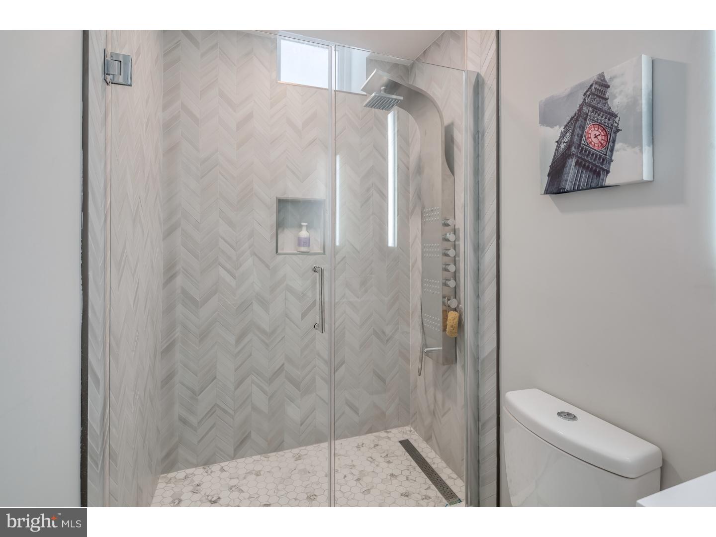 WASHINGTON SQ WEST - Residential