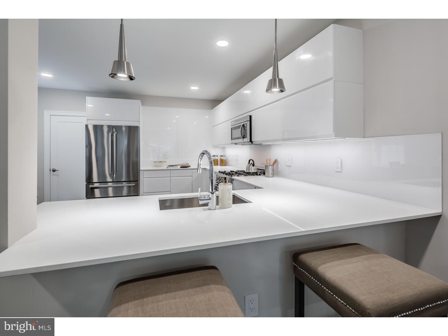 WASHINGTON SQ WEST - Residential