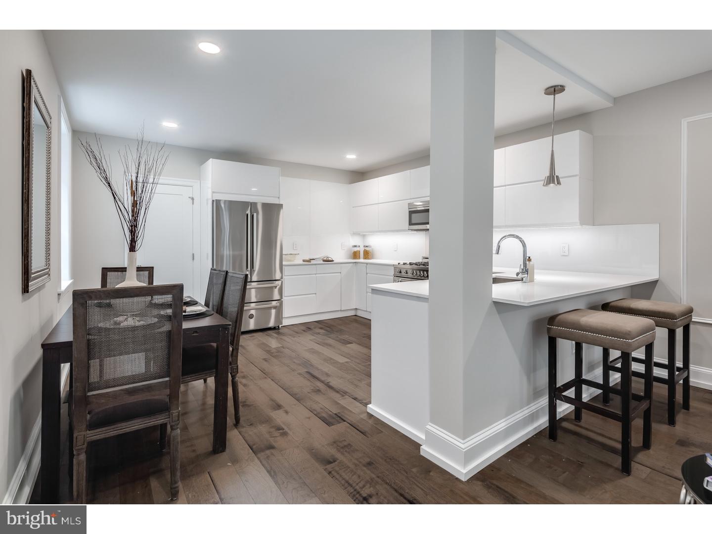 WASHINGTON SQ WEST - Residential