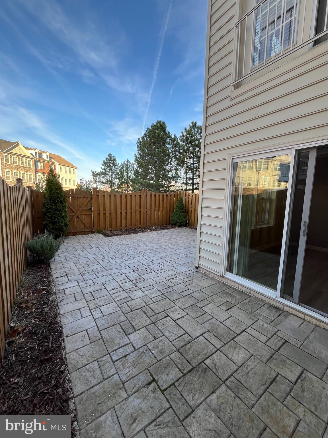 PROVIDENCE GLEN - Residential Lease