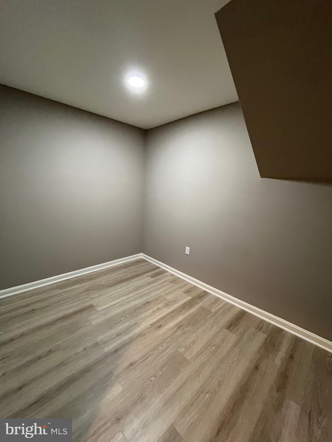 PROVIDENCE GLEN - Residential Lease