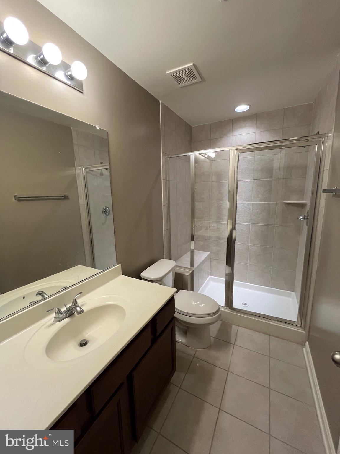 PROVIDENCE GLEN - Residential Lease