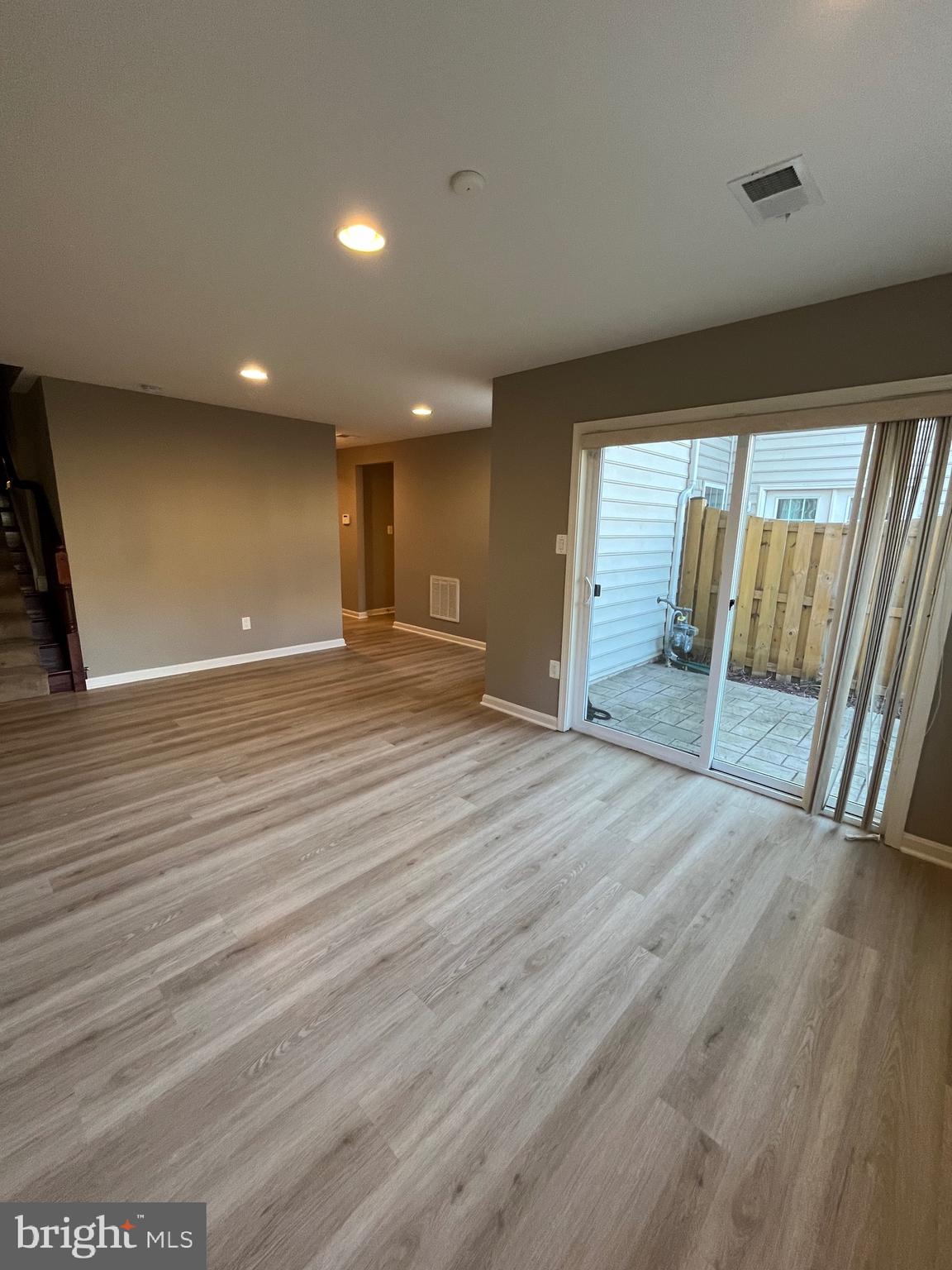 PROVIDENCE GLEN - Residential Lease