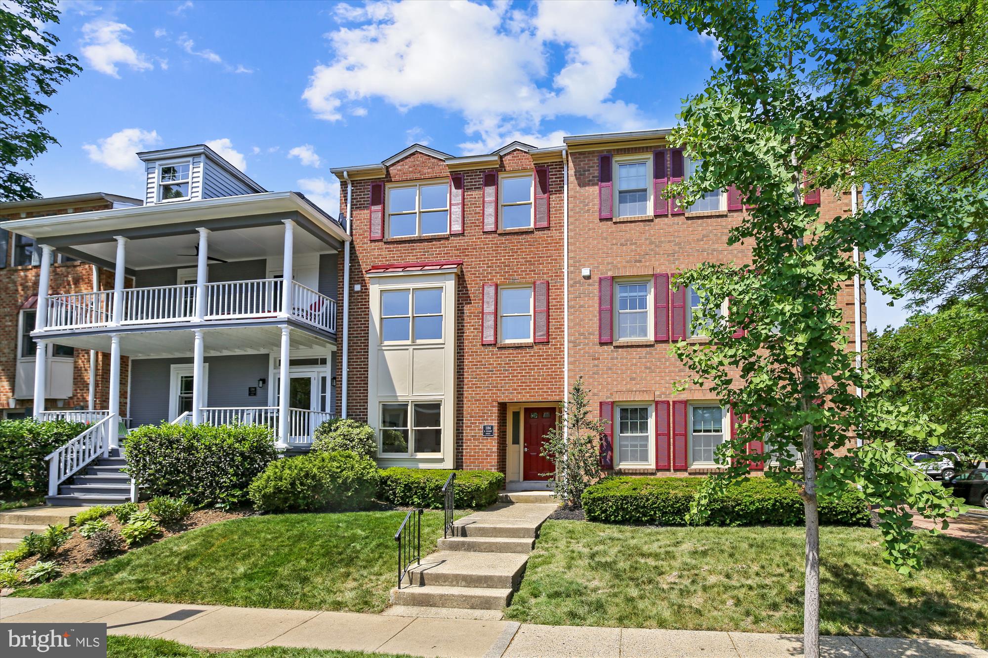 VERNON SQUARE - Residential