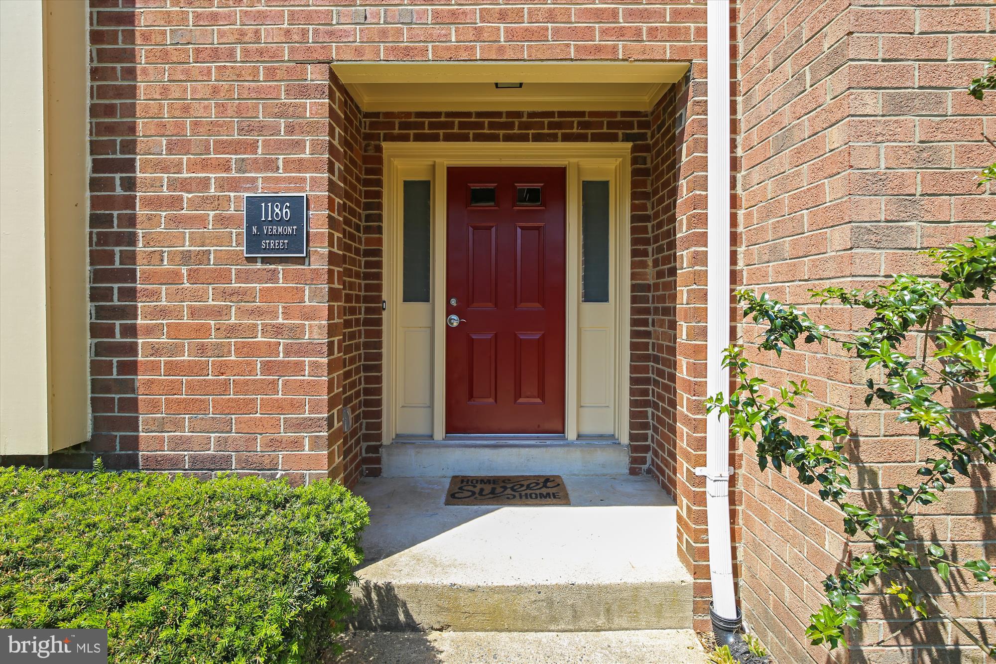 VERNON SQUARE - Residential