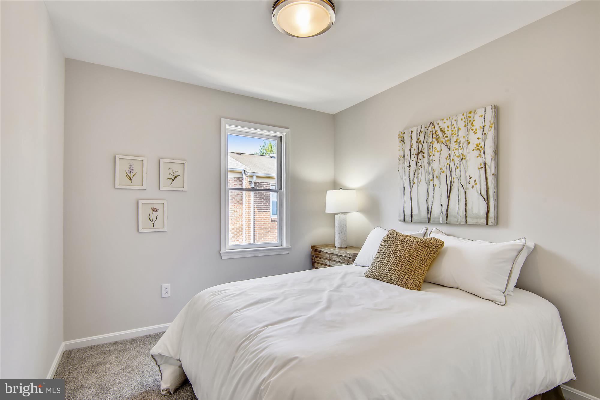 VERNON SQUARE - Residential