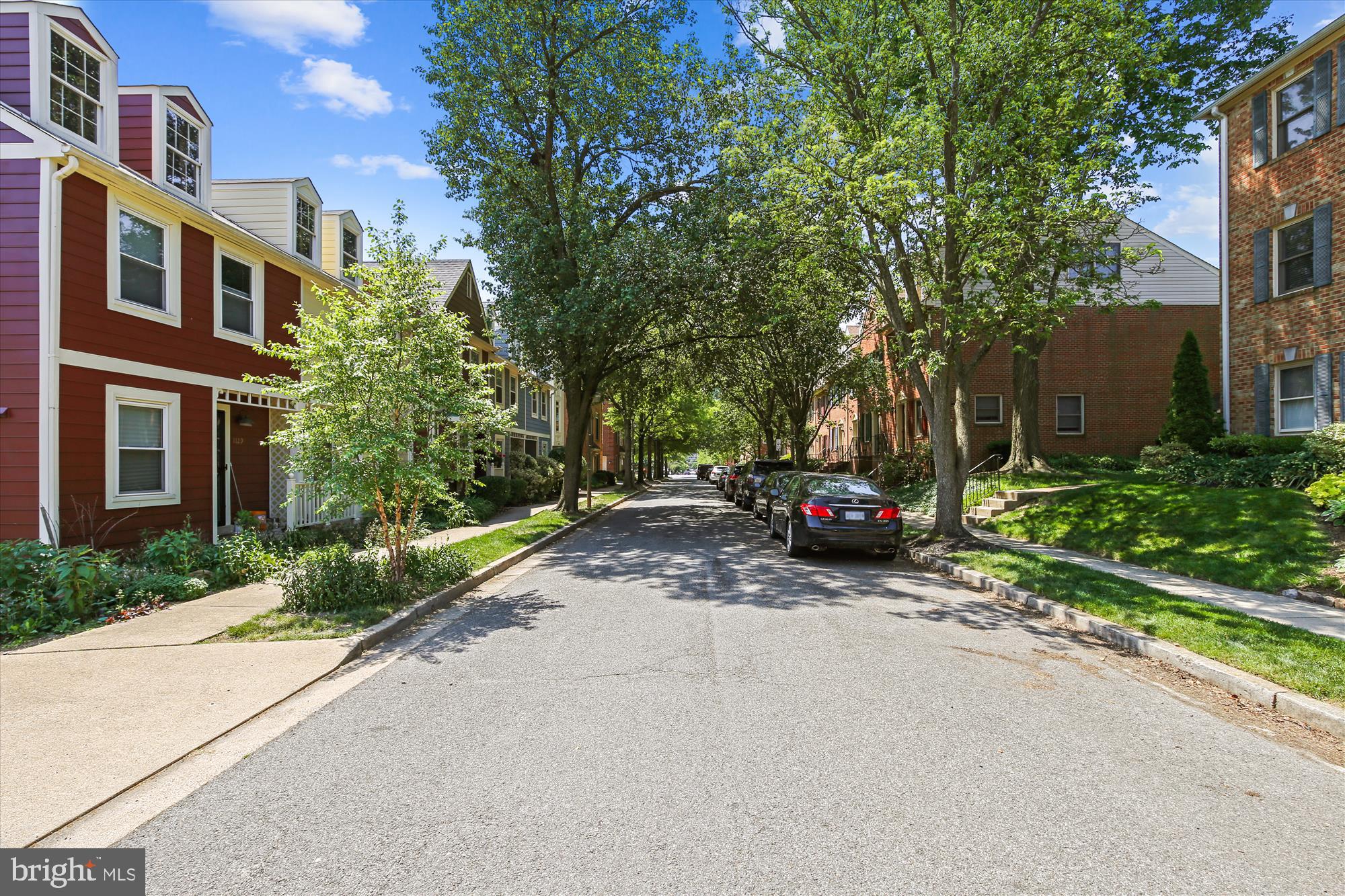VERNON SQUARE - Residential