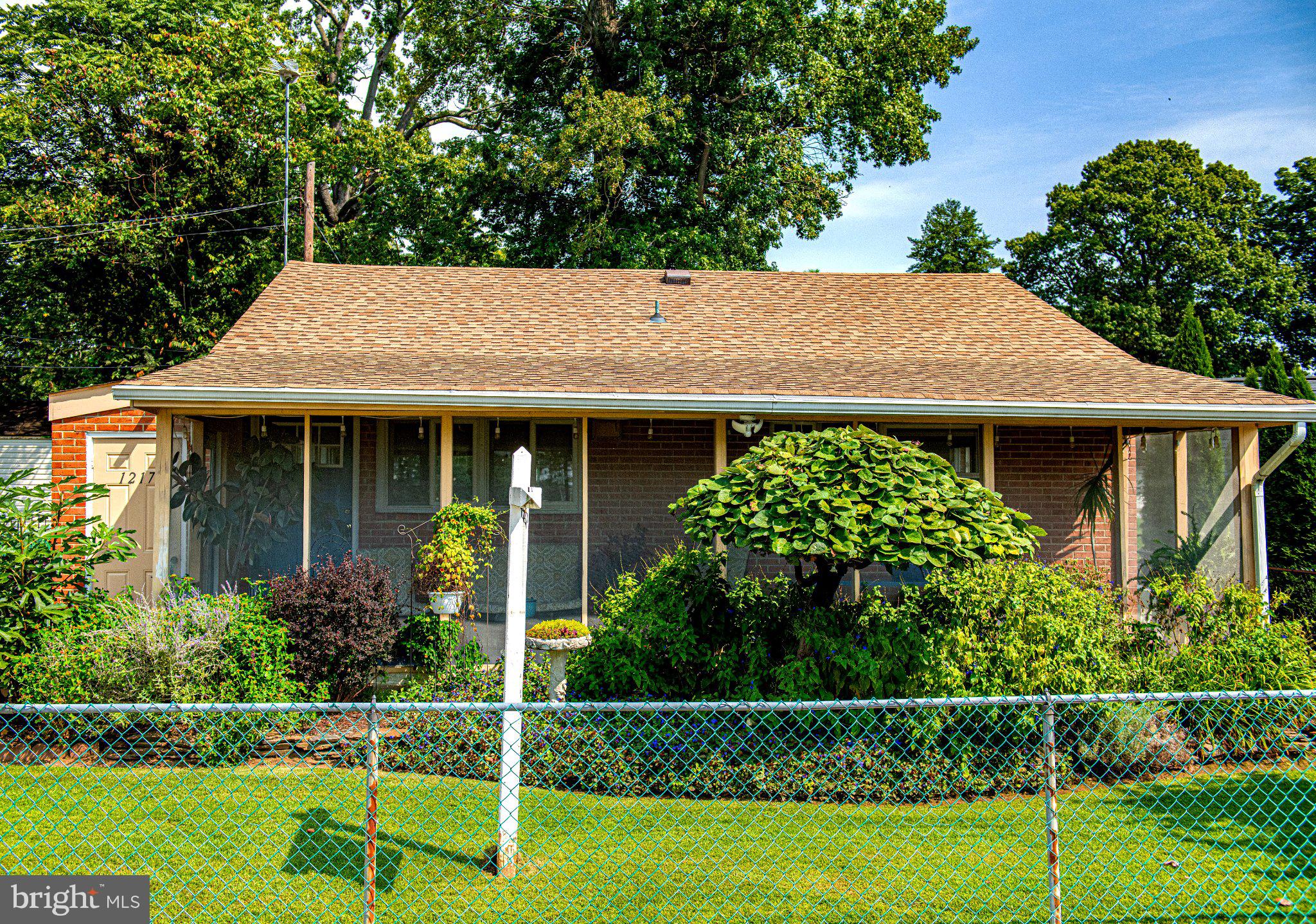 1217 SHORE ROAD